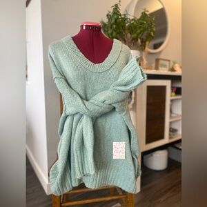 New With Tags Free People Brookside Tunic Sweater